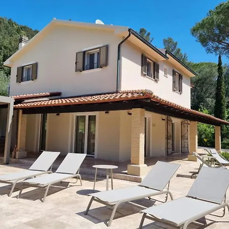 בית נופש Tenuta Fontespadini *